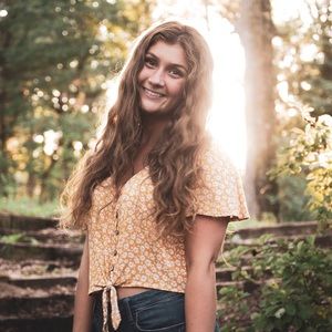 Meet your Posher, Brooke